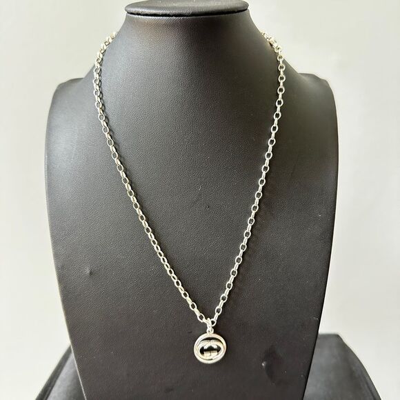 ~20” Authentic Gucci Interlocking necklace in sterling silver! - Picture 12 of 12